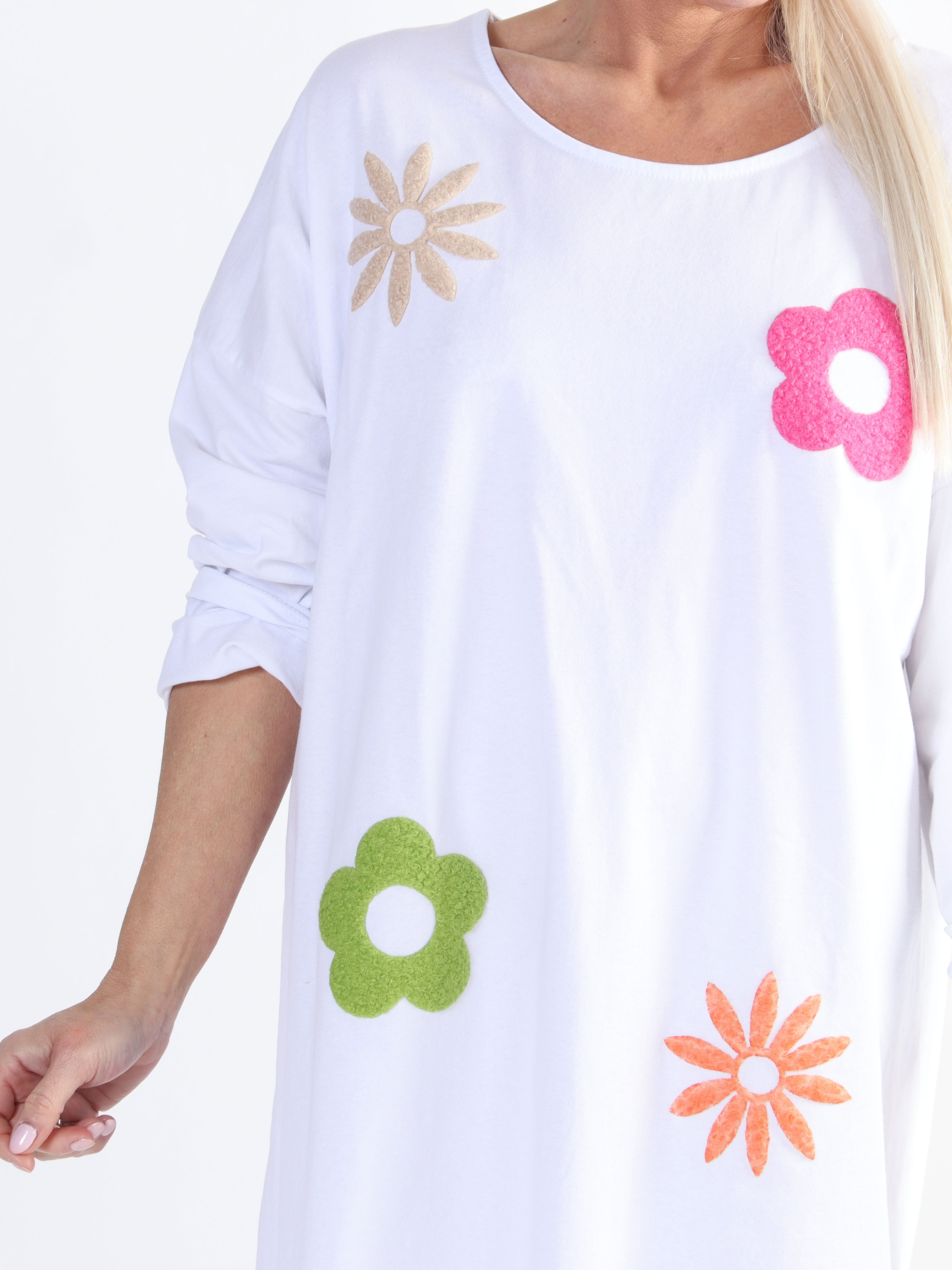 Susanna - Bomullsklänning i stora storlekar med färgade blommotiv